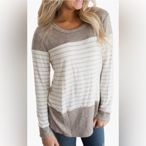 Vemvan Tops - Women’s Long Sleeve Round Neck T-Shirt